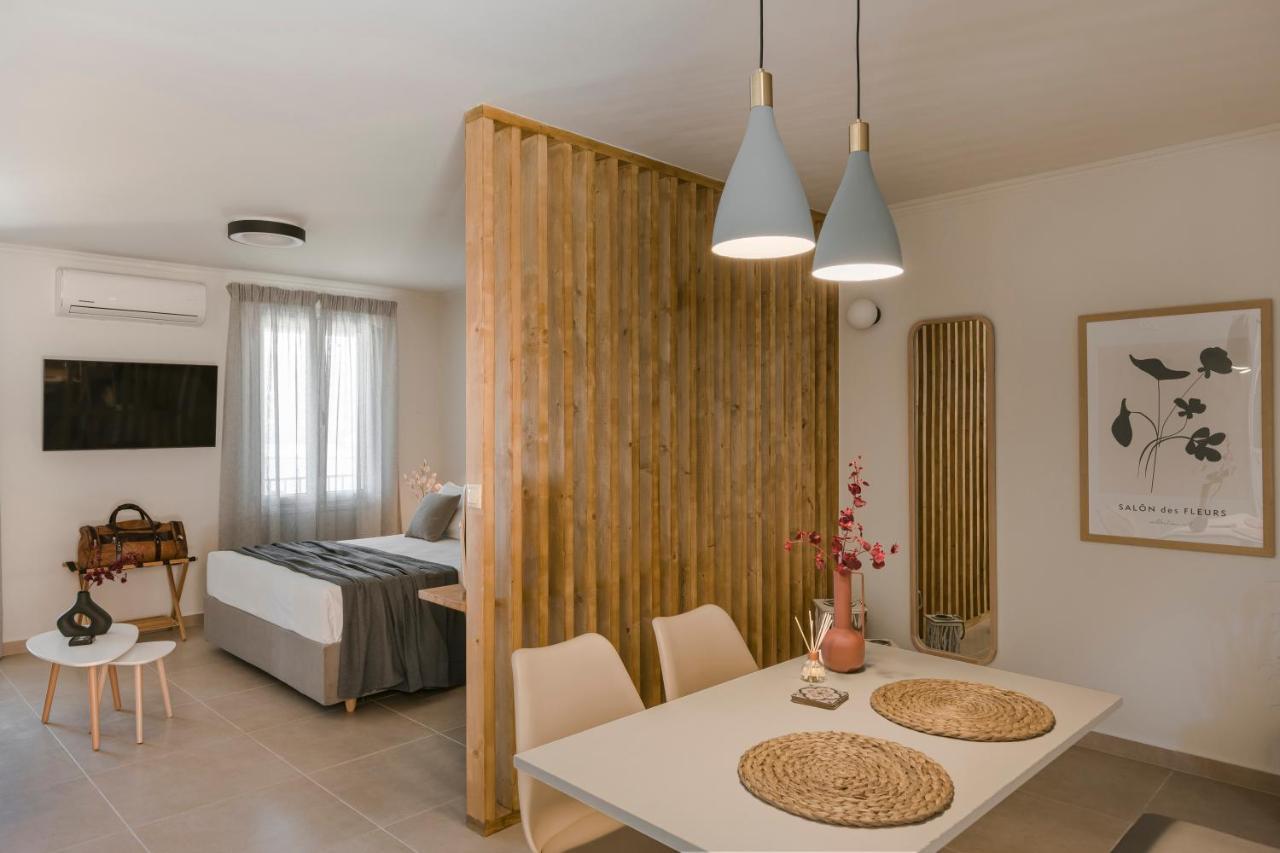 Klio Seafront House, Sami  Buitenkant foto